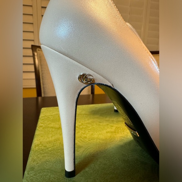 New Gucci GG High Heel Leather Beige Pumps Shoes 38 / US 8 - Picture 3 of 16